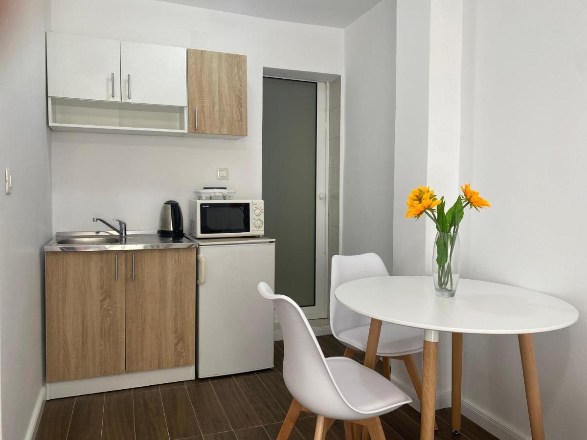 Veselinka Apartments & Rooms ブドヴァ エクステリア 写真