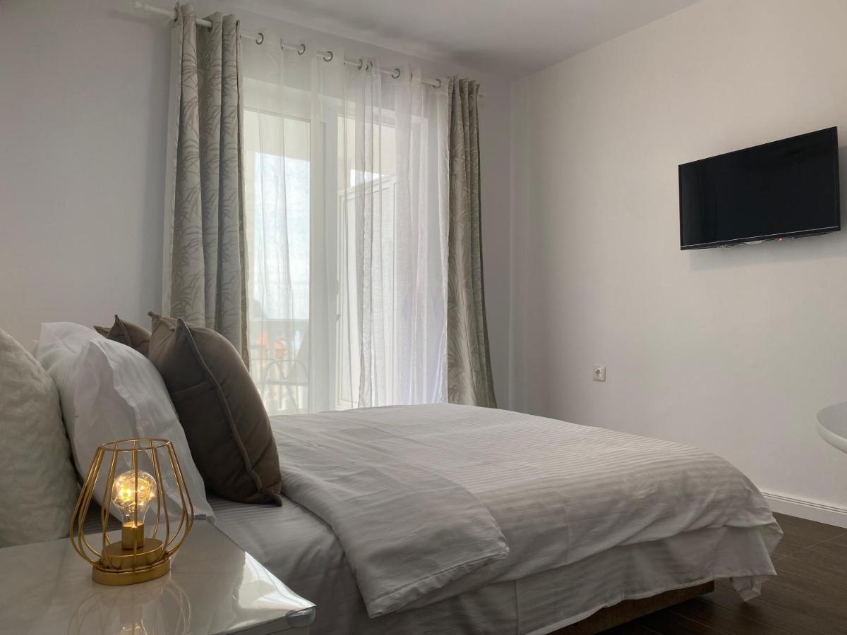 Veselinka Apartments & Rooms ブドヴァ エクステリア 写真