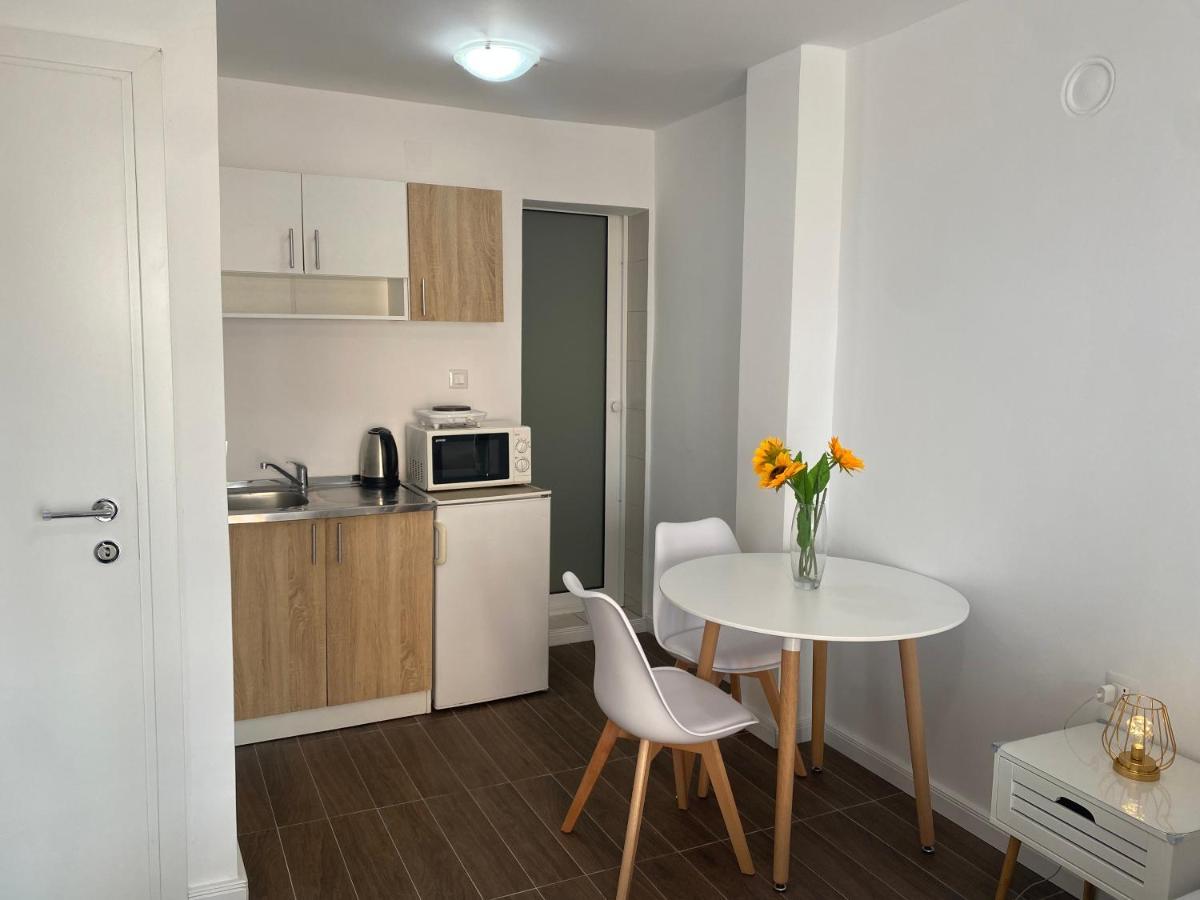Veselinka Apartments & Rooms ブドヴァ エクステリア 写真