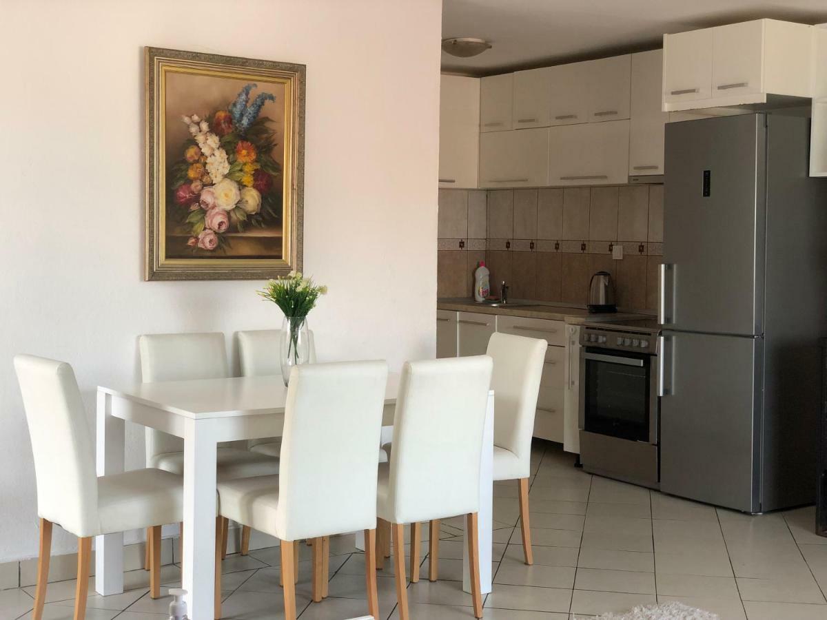 Veselinka Apartments & Rooms ブドヴァ エクステリア 写真